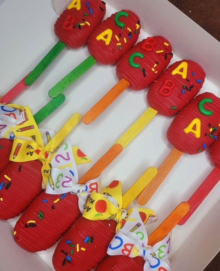 Basic Cakesicles